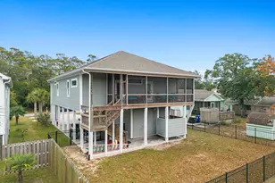 205 NE 59th St, Oak Island, NC 28465 - Photo 45