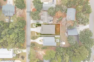 205 NE 59th St, Oak Island, NC 28465 - Photo 57