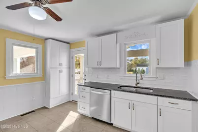 213 Mansfield Parkway, Morehead City, NC 28557 - Photo 19