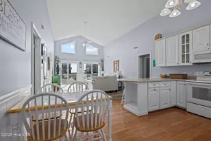 2106 Ocean Dr, Emerald Isle, NC 28594 - Photo 7
