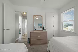 2106 Ocean Dr, Emerald Isle, NC 28594 - Photo 41