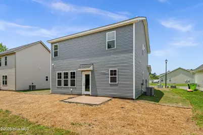 318 Hawks Bluff Drive, New Bern, NC 28560 - Photo 27