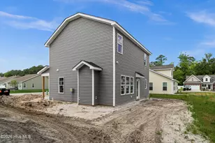318 Hawks Bluff Dr, New Bern, NC 28560 - Photo 3