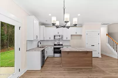 431 Peregrine Ridge Drive, New Bern, NC 28560 - Photo 3