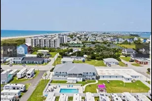 303 Henderson Blvd, Atlantic Beach, NC 28512 - Photo 19