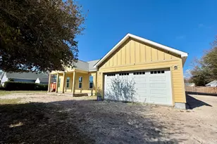 6098 Turtlewood Dr, Southport, NC 28461 - Photo 3