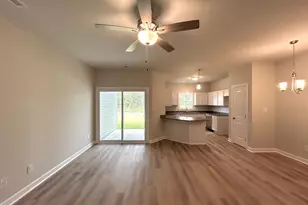 109 Crab Claw Spit Ln, Jacksonville, NC 28546 - Photo 7