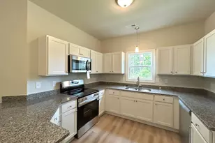 111 Crab Claw Spit Ln, Jacksonville, NC 28546 - Photo 13