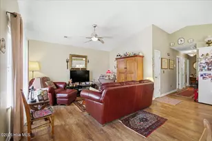 605 Tisbury Ln, Wilmington, NC 28412 - Photo 9