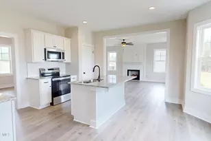 130 Spring Meadows Dr, Aberdeen, NC 28315 - Photo 11