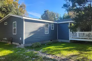 124 Zacchaeus Ave, Morehead City, NC 28557 - Photo 5