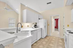 102 SW 11th St, Oak Island, NC 28465 - Photo 13