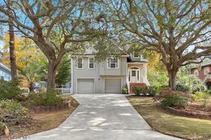 102 SW 11th St, Oak Island, NC 28465 - Photo 1