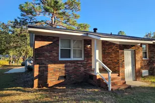 616 N Pine St, Roseboro, NC 28382 - Photo 3