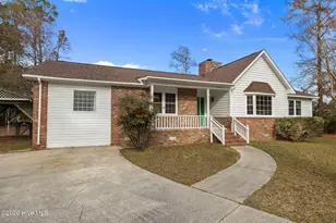 3704 Oxford Ct, Morehead City, NC 28557 - Photo 5