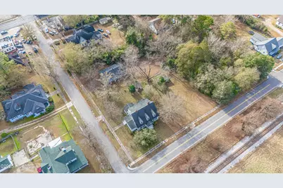 301 W Central Street, Maxton, NC 28364 - Photo 95