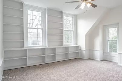 301 W Central Street, Maxton, NC 28364 - Photo 63