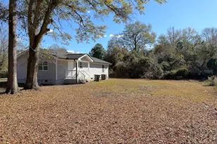 811 Anne St, Laurinburg, NC 28352 - Photo 3