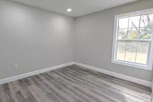 811 Anne St, Laurinburg, NC 28352 - Photo 17