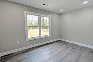811 Anne St, Laurinburg, NC 28352 - Photo 15
