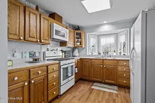 289 Croaker St, Davis, NC 28524 - Photo 13
