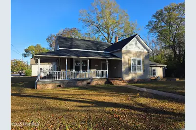 115 S Franklin Street, Whiteville, NC 28472 - Photo 1