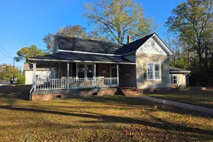 115 S Franklin St, Whiteville, NC 28472 - Photo 1
