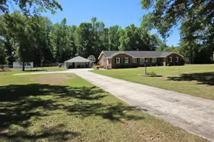 184 Timber Cove Dr, Whiteville, NC 28472 - Photo 3