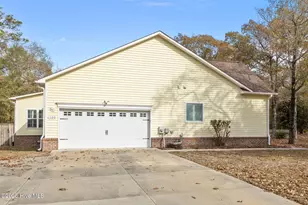 100 White Swan Way, Swansboro, NC 28584 - Photo 39