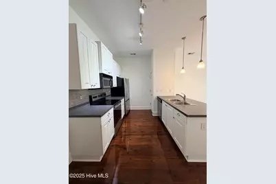 709 N 4th Street #Ste 303, Wilmington, NC 28401 - Photo 13