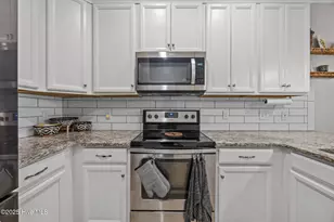 1274 Charleston Common Dr, Leland, NC 28451 - Photo 17