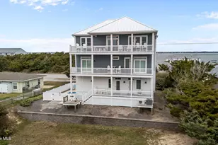 2307 Emerald Dr, Emerald Isle, NC 28594 - Photo 3