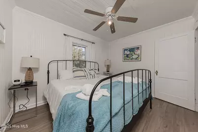 520 W Corbett Avenue, Swansboro, NC 28584 - Photo 23