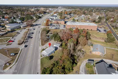 520 W Corbett Avenue, Swansboro, NC 28584 - Photo 41
