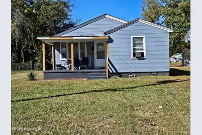208 White Street, Williamston, NC 27892 - Photo 1