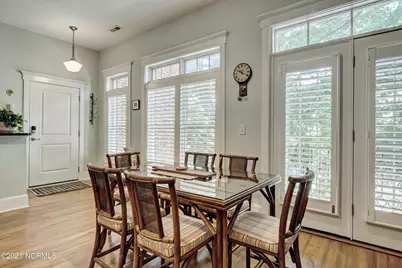 715 N 4th Street #Apt 302, Wilmington, NC 28401 - Photo 9