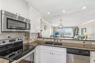 1701 Sand Dollar Ct, Kure Beach, NC 28449 - Photo 9