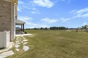 1357 Autumn Lakes Dr, Grimesland, NC 27837 - Photo 71