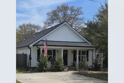 15 Edgewood Street, Clarkton, NC 28433 - Photo 1