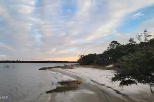 197 Pamlico Pkwy, Beaufort, NC 28516 - Photo 3