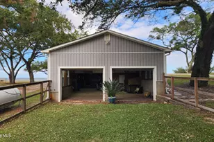 197 Pamlico Pkwy, Beaufort, NC 28516 - Photo 59