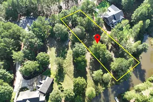 125 Troys Point, West End, NC 27376 - Photo 1