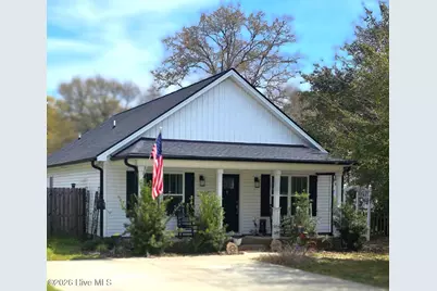 134 Hillside Street, Clarkton, NC 28433 - Photo 1