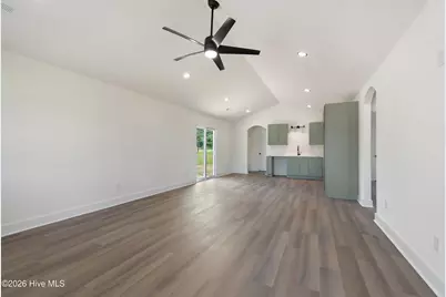 152 Hillside Street, Clarkton, NC 28433 - Photo 3