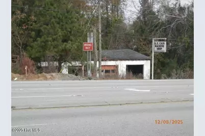 1724 S Jk Powell Boulevard, Whiteville, NC 28472 - Photo 1