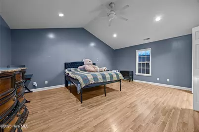 104 Dundee Court, Jacksonville, NC 28546 - Photo 17