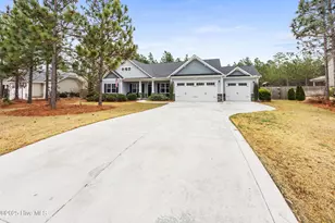 822 Winston Pnes Dr, Aberdeen, NC 28315 - Photo 5