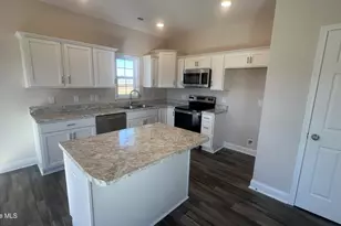 238 Deer Haven Dr, Richlands, NC 28574 - Photo 9