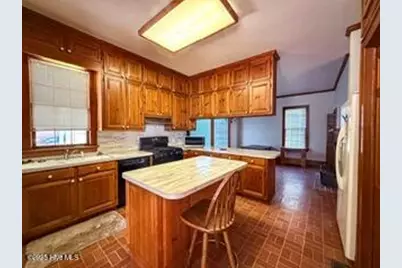 407 S King Street, Windsor, NC 27983 - Photo 37