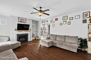 205 Zonnie Ln, Jacksonville, NC 28540 - Photo 7